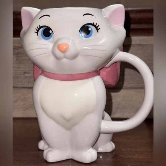 Super Cute Disney Aristocats Marie Full Body Ceramic 3D Sculpted Mug - NEW - Picture 6 of 17